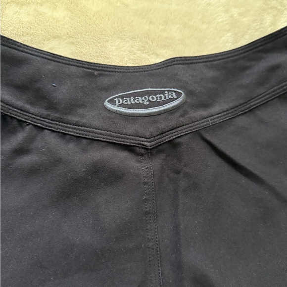 PATAGONIA Pataloha Pants Womens size‎ 2 Black Kokawe Capri - Picture 8 of 8